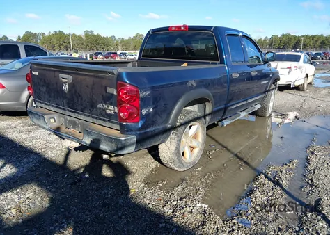 2007 Dodge Ram 1500 Slt/Trx4 Off Road/Sport z USA, uszkodzony, nr VIN 1D7HU18247S116759